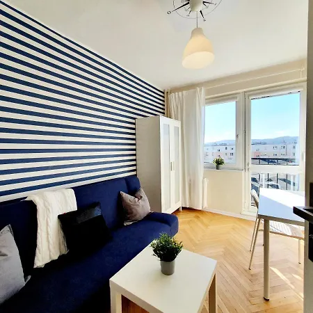Pokoje Przy Plazy - Bitwy Pod Plowcami 6 Apartamento